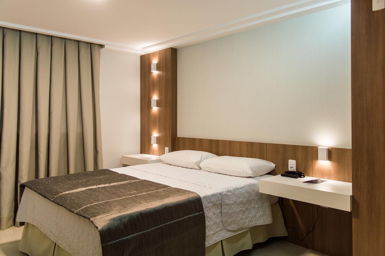 Bravo Hotel Joao Neiva Luaran gambar
